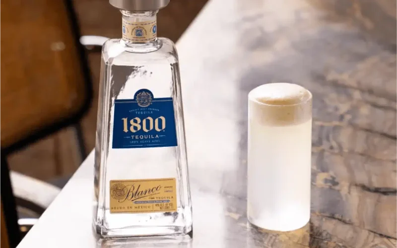 1800-Bartender-Winner-Sea-Water